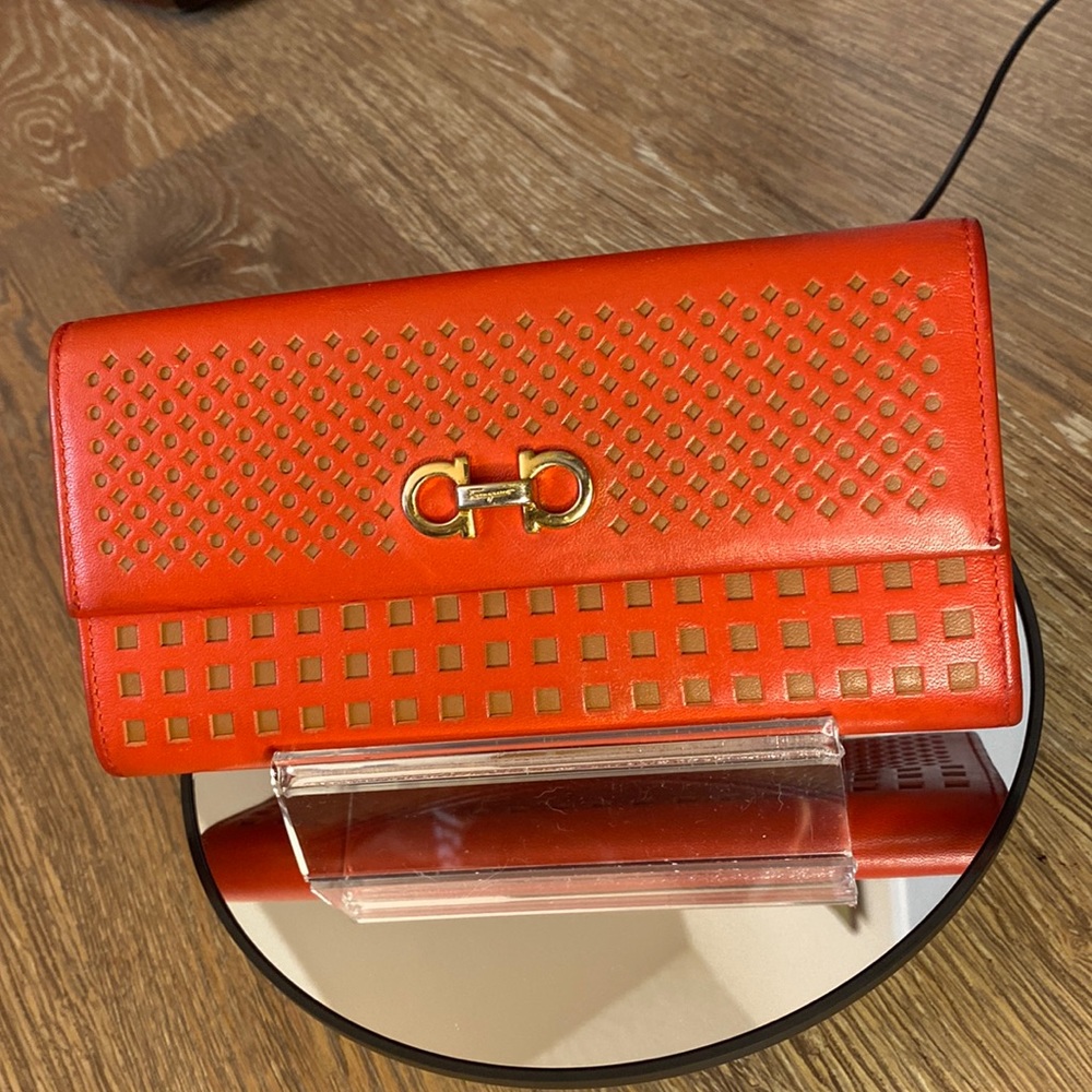 EUC Authentic Feragamo Wallet